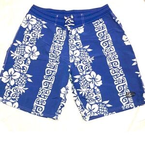 OP Blue and White Tropical design board shorts Size 36